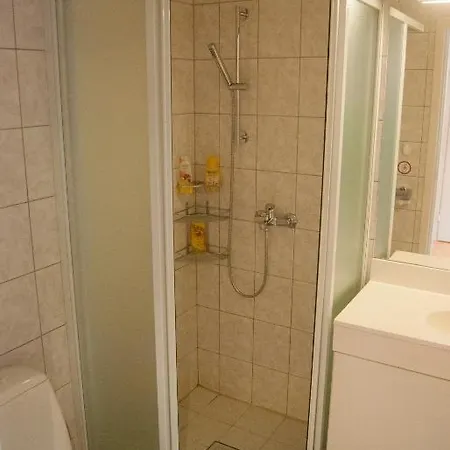 Nette Пярну